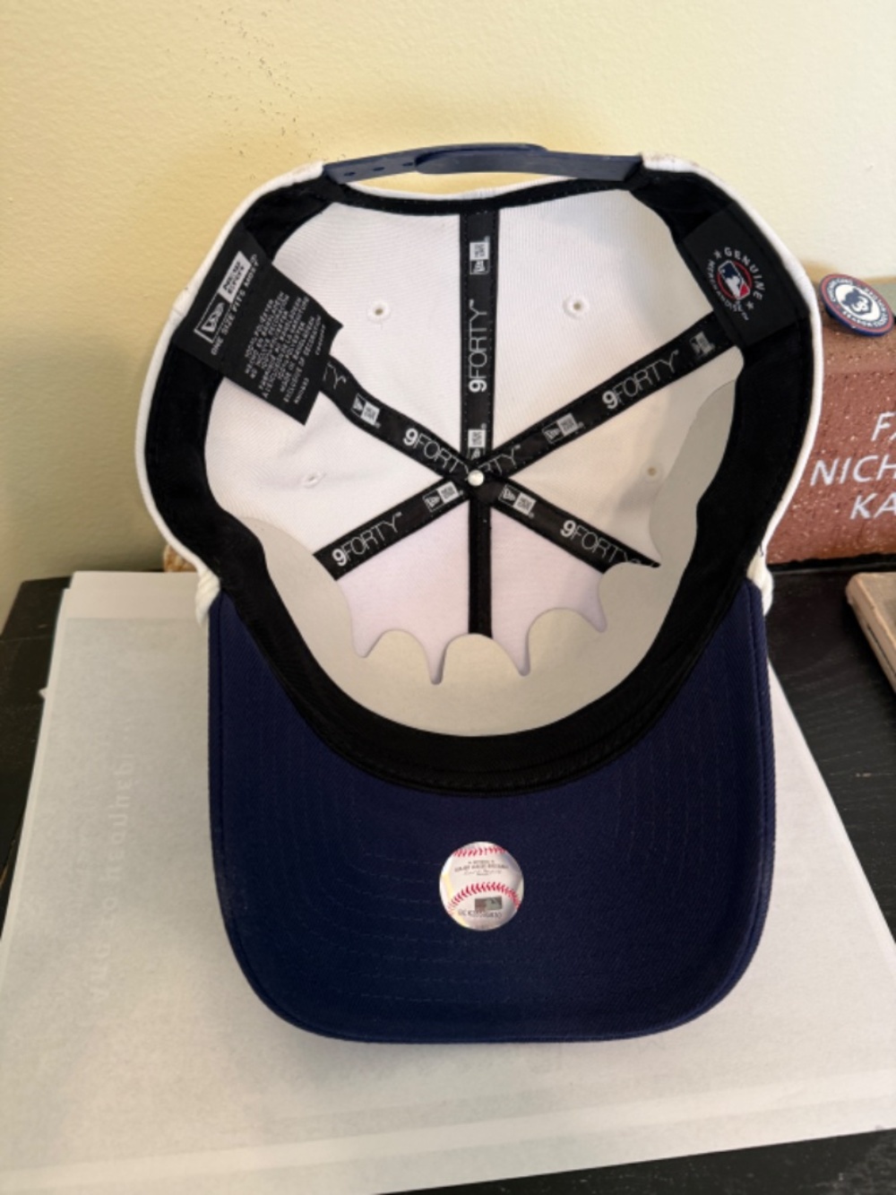 Chicago Cubs UIC Cap (New) - Picture 4 of 4